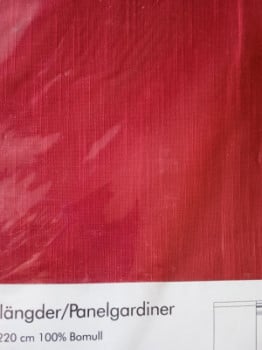 Panelgardiner nya, i obruten förpackning