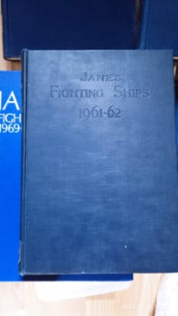 JANE´s uppslagsböcker 13 volymer