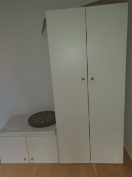 Fin och stor garderob i fint skick